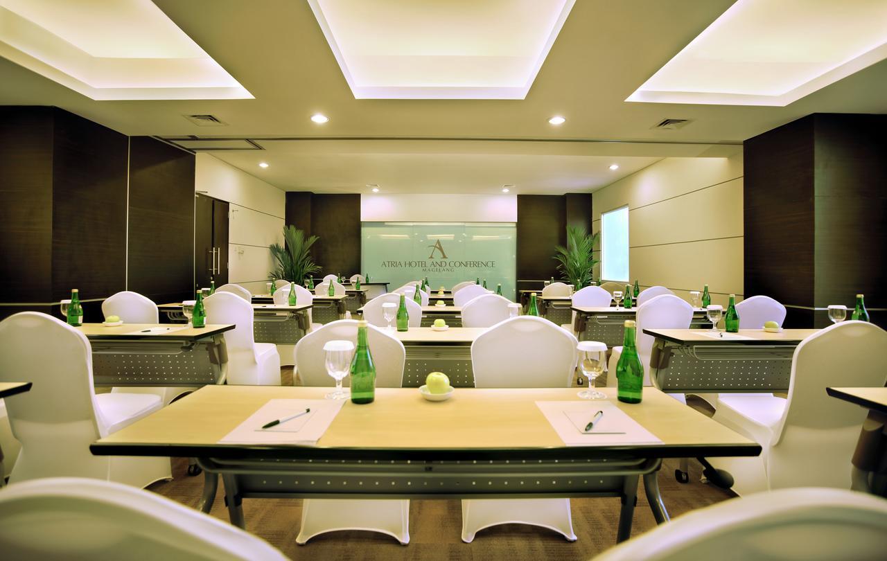 Atria Hotel Magelang Exterior foto